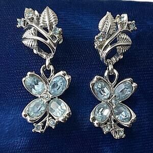 Vintage Coro Signed Earrings Ice Blue Faceted Silver Tone Dangle Flower Leaves